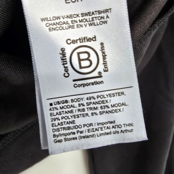 Athleta V-Neck Sweatshirt‎ Long Sleeve Pullover Comfy Casual Black XS - Picture 6 of 8